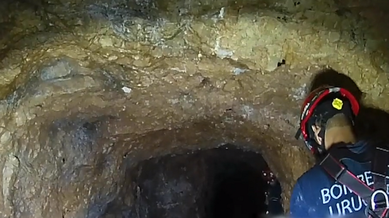 La unidad especializada de bomberos U.S.A.R. colocó una bomba de agua en mina abandonada para abastecer a Lavalleja.