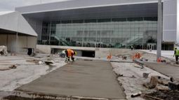Todavía en obras, el Antel Arena se inaugura esta noche