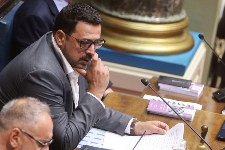 Alejandro Sánchez señaló que volverá a discutir con oposición por cantidad de cargos: Queremos que participe