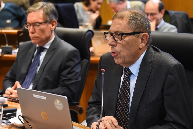Partido Nacional y Colorado votaron interpelación a Gabriel Oddone: "Una política económica desacertada"