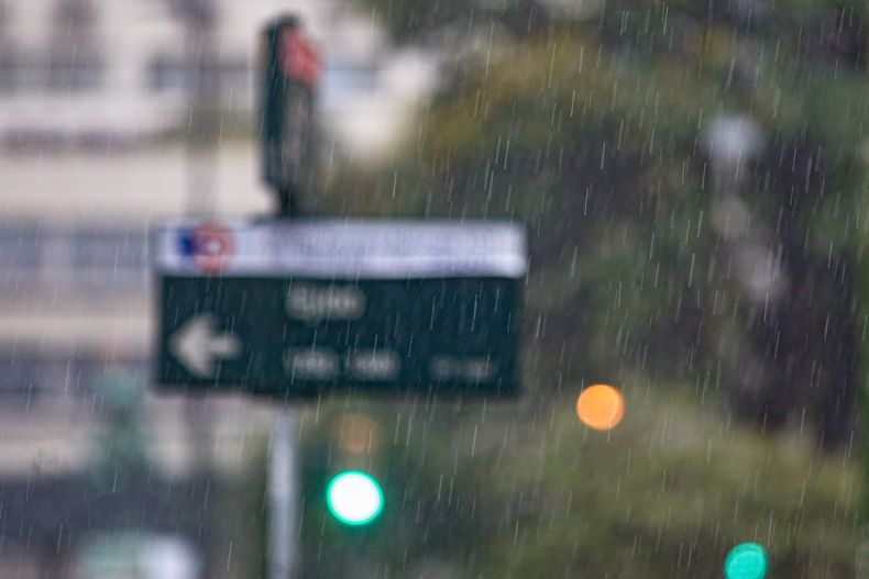 Fuertes lluvias provocaron inundaciones y múltiples reclamos en el sur del país