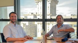 Jorge Larrañaga Vidal junto al expresidente Luís lacalle Pou dias antes del cambio de mando en Torre Ejecutiva&nbsp;