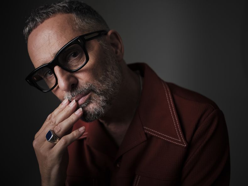 Jorge Drexler presenta "Taracá" en el Antel Arena con invitados, streaming y entradas casi agotadas