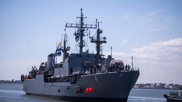 Buque ROU 04 de la Armada Nacional