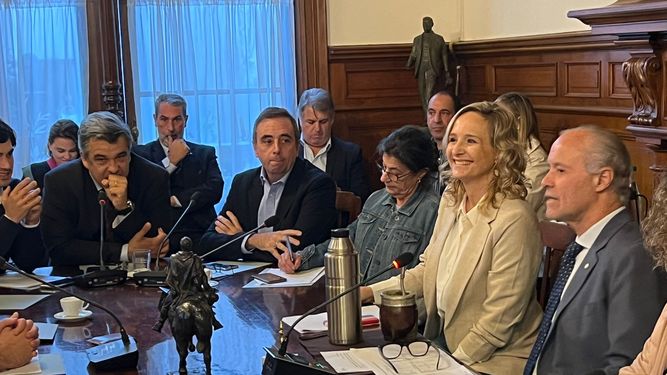 Laura Raffo en el Directorio del Partido Nacional