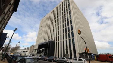 Cruces entre la Intendencia de Montevideo y UTE por conexiones irregulares