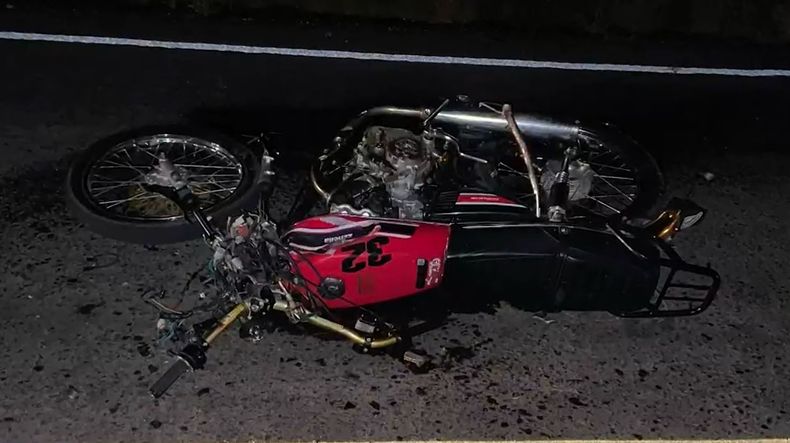 Dos motociclistas murieron tras un choque frontal en los accesos a Pueblo Belén, en Salto