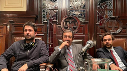 El actor Ricardo Darín protagoniza la película Argentina, 1985.