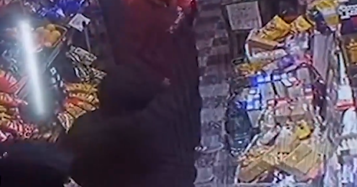 Rapiña a almacén en Pando: tres delincuentes en moto se llevaron la recaudación