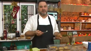 Marcelo Bornio nos enseña hacer varias recetas para Navidad.