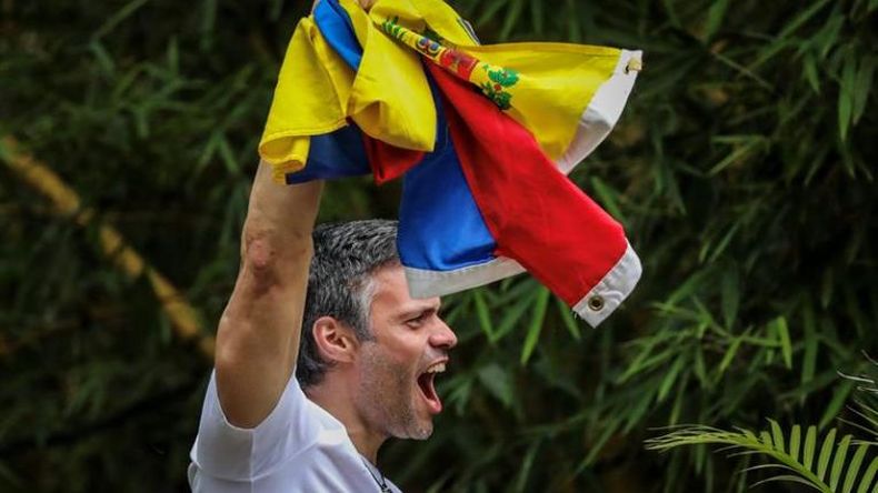 Leopoldo López retornó a su hogar