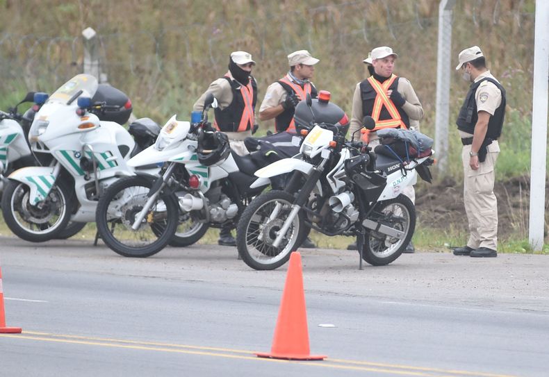 Más de 800 policías participan del operativo de seguridad para Peñarol-Flamengo | FocoUy