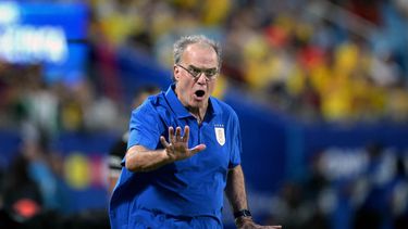 bielsa tras la derrota ante colombia: me hago especialmente responsable de no haberlo conseguido