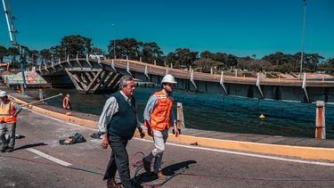 antia sobre el estado del puente de la barra: paso a sala