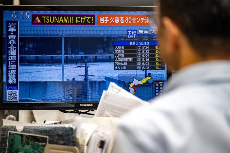 TSUNAMI JAPON