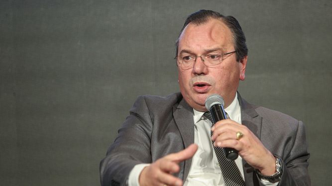 Falero sostuvo que el incumplimiento es del consorcio y responsabilizó al FA por un proyecto muy mal parido