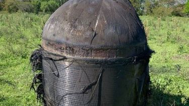 Misterio en Argentina: cayó un gran objeto metálico en un campo y creen que es basura espacial