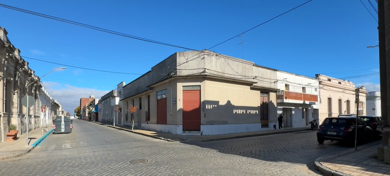 Vecinos de Rocha denuncian que personas ocupan casas abandonadas, provocando inseguridad en el barrio