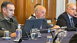 El ministro de Defensa, Javier García, informó al Senado sobre los contingentes de militares uruguayos en Medio Oriente tras ataque de Hamás.