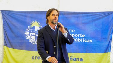 Lacalle Pou dijo que no se dilapidó el dinero de los impuestos, sino que se invirtió en obras | Presidencia