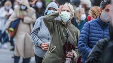 COVID-19 en Uruguay: bajó a menos 20.000 la cantidad de casos activos