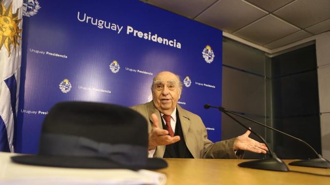 Julio María Sanguinetti.
