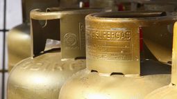 Denuncian estafa en el subsidio de garrafas: Mides y Ancap presentaron denuncia penal