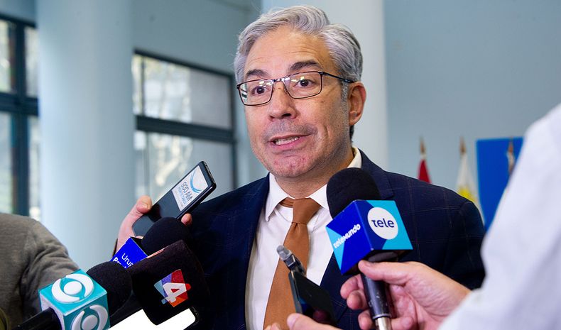 Robert Silva puso como condición innegociable reforma de ingresos a las intendencias para integrar eventual coalición