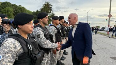 Verano Azul: al menos 600 policías custodiarán a turistas durante la temporada estival 2025–2026