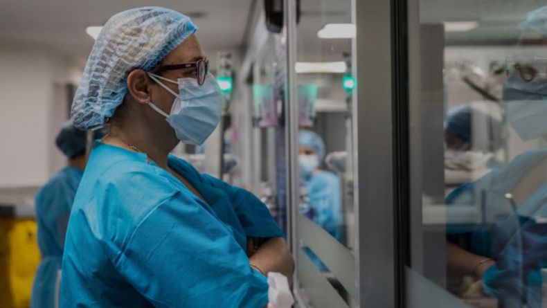 COVID-19 en Uruguay: dos fallecimientos y 167 casos nuevos