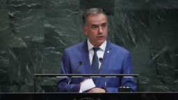 Yamandú Orsi sostuvo que Uruguay está preparado para el reto de promover la paz y prevenir conflictos