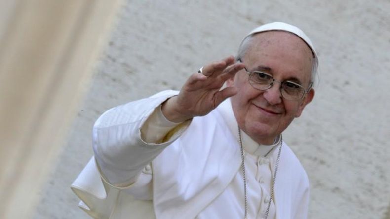 La prohibición del Papa para quienes lo visitan en la oficina