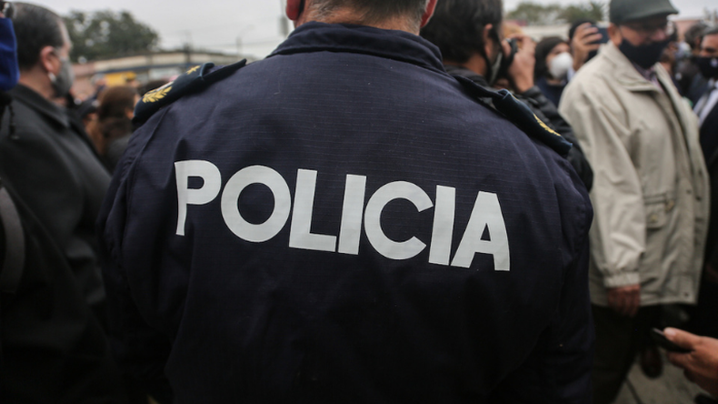 Le robaron la moto, persiguió al delincuente y logró detenerlo