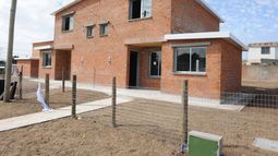 Realojo en Cotravi: varias familias estrenaron nuevas viviendas