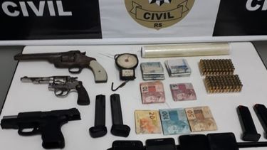 Incautaron armas y vehículo de una narcobanda en Rivera