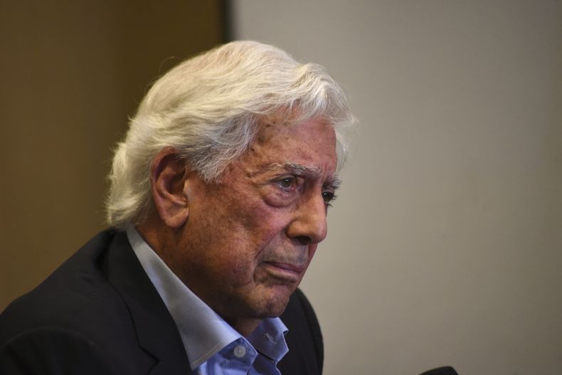 Vargas Llosa.