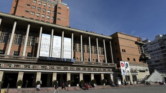 Clausuraron el Gusanito Manzana del Parque Rodó tras grave accidente de un niño