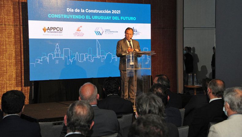 Falero: Sin duda este año va a ser récord de inversión pública