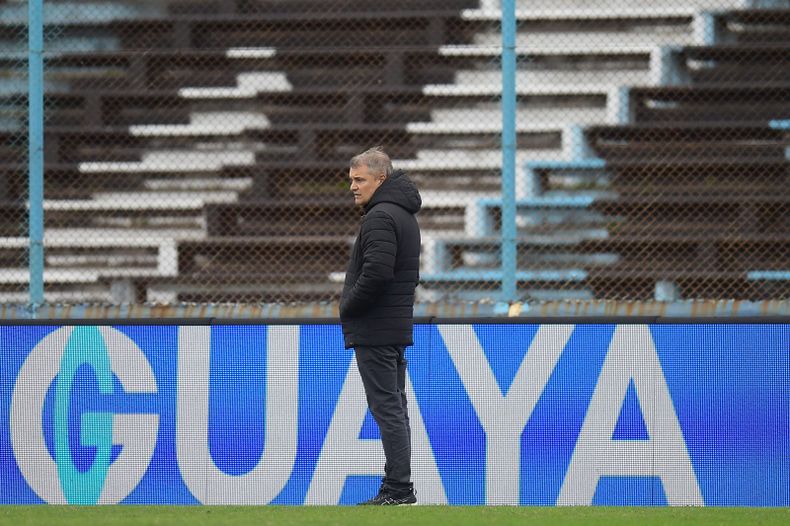Diego Aguirre admite un "semestre malo" en Peñarol y apuesta al diálogo con la directiva para salir adelante