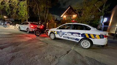 rapinaron una farmacia en carrasco: se llevaron perfumes y no hubo heridos