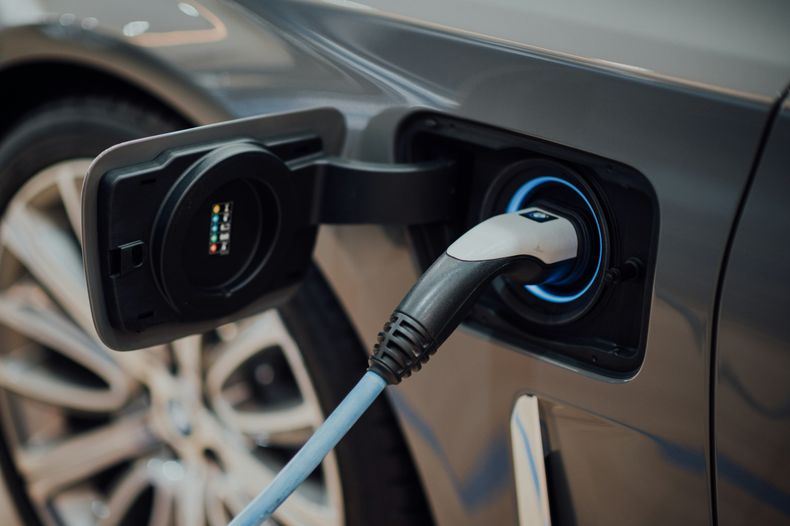 ACAU pidió al gobierno reconsiderar los cambios en el Imesi para vehículos eléctricos