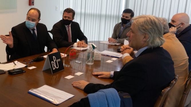 Levantan suspensión a frigorífico BPU tras reunión con embajador chino