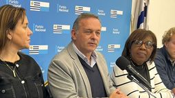 Delgado dijo que presidente de ASSE no puede durar un minuto más si se confirma que trabaja en mutualistas