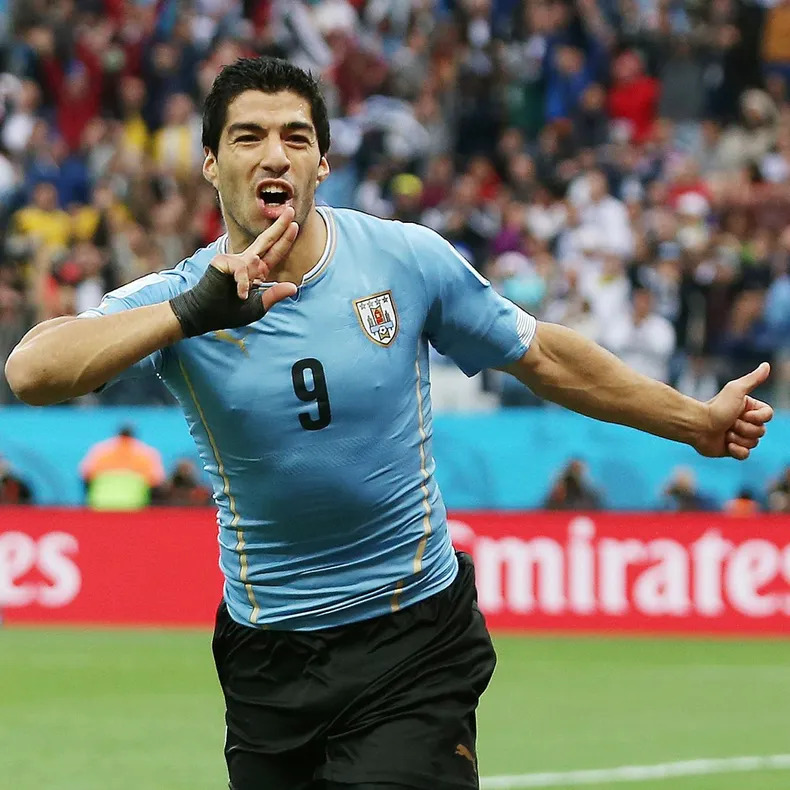 Luis Suárez tiene la adrenalina de poder estar en la selección pero reconoce que tiene que cambiar el chip