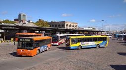 Ómnibus suburbanos.