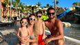 Futbolista argentino busca a su familia tras terremotos en Venezuela. Futbolista argentino busca a su familia tras terremotos en Venezuela.