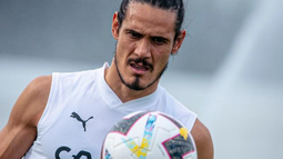 Edinson Cavani no viajó con el plantel.