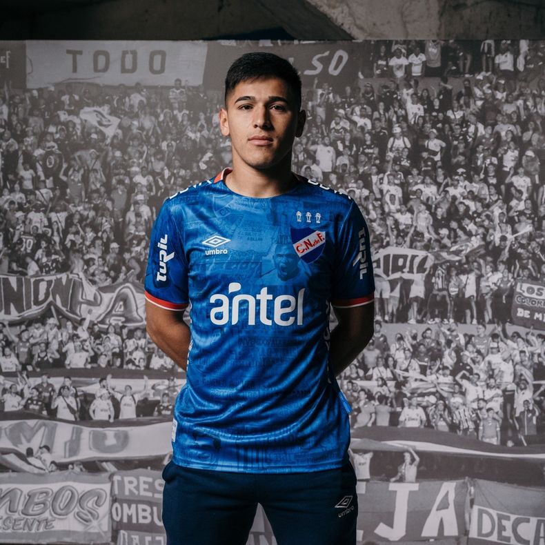 Nacional presentó su camiseta alternativa, inspirada en los hinchas