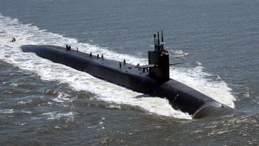 Submarino de EEUU en Medio Oriente para disuadir escalada del conflicto.