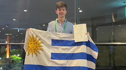 Tobías Rodríguez del Liceo N° 1 de Maldonado obtuvo una mención de honor en la Olimpíada Internacional de Matemáticas en Tokio.
